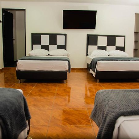 בלו Casa Hotel Los Arboles מראה חיצוני תמונה