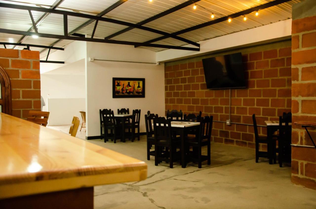 בלו Casa Hotel Los Arboles מראה חיצוני תמונה