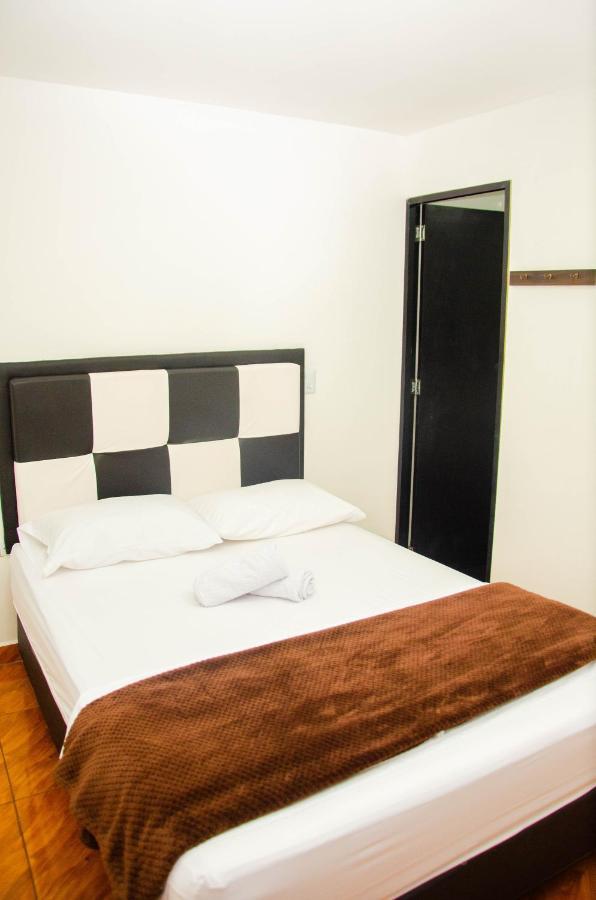 בלו Casa Hotel Los Arboles מראה חיצוני תמונה